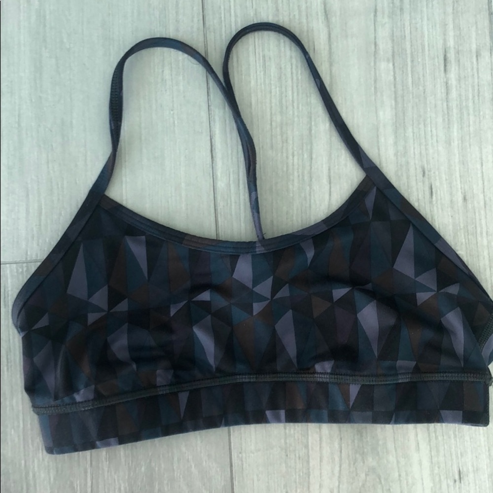 Lululemon sports bra